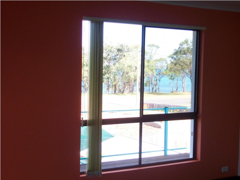 6 Brighton Street, Point Vernon QLD 4655