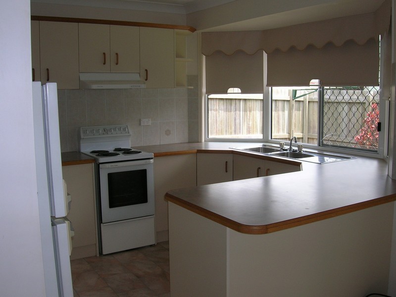 4/13 George Street, Pialba QLD 4655