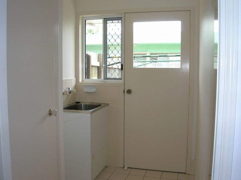 4/13 George Street, Pialba QLD 4655