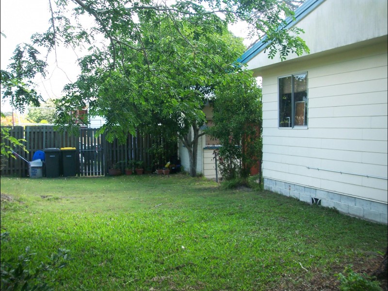 33 Totness Street, Torquay QLD 4655
