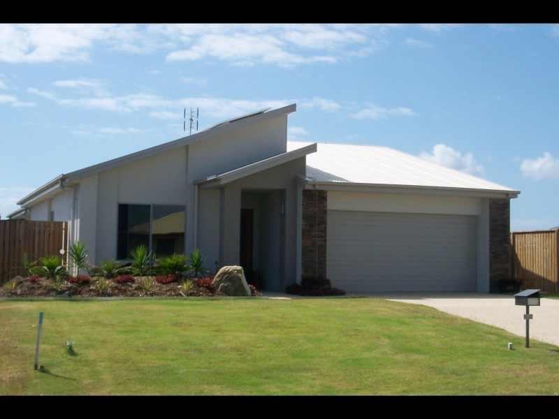 Eli Waters QLD 4655