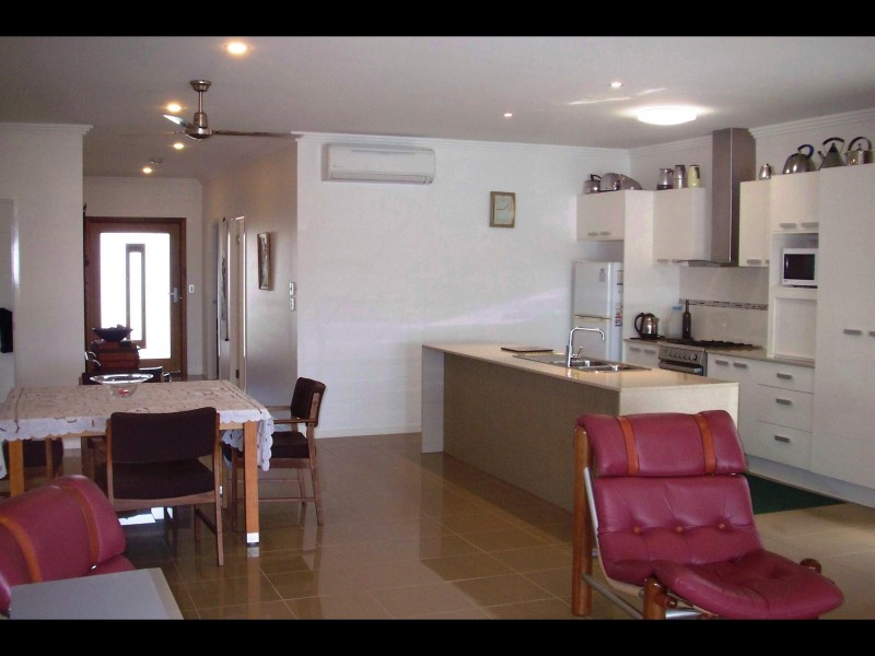 Eli Waters QLD 4655