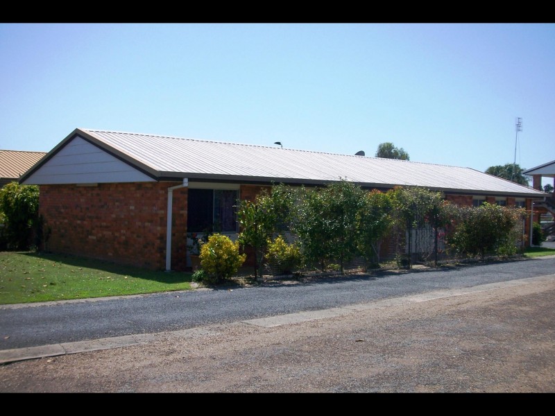 1/64 Taylor Street, Pialba QLD 4655