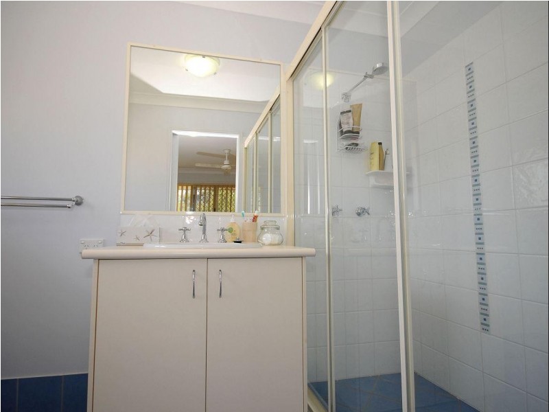 9 Trill Court, Urangan QLD 4655