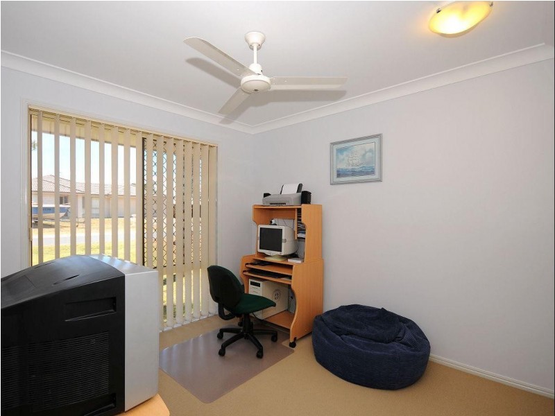 9 Trill Court, Urangan QLD 4655