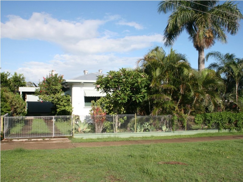33 Bideford Street, Torquay QLD 4655