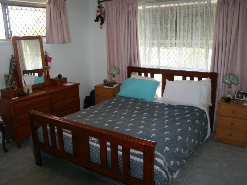 6 Rialto Ct, Urangan QLD 4655