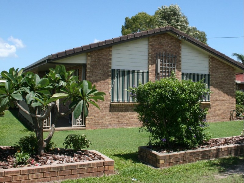 141 Elizabeth Street, Urangan QLD 4655