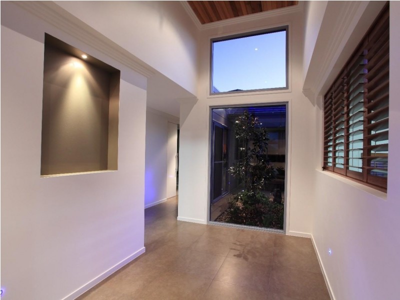 199 Long Street, Point Vernon QLD 4655