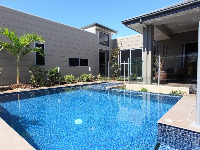 199 Long Street, Point Vernon QLD 4655