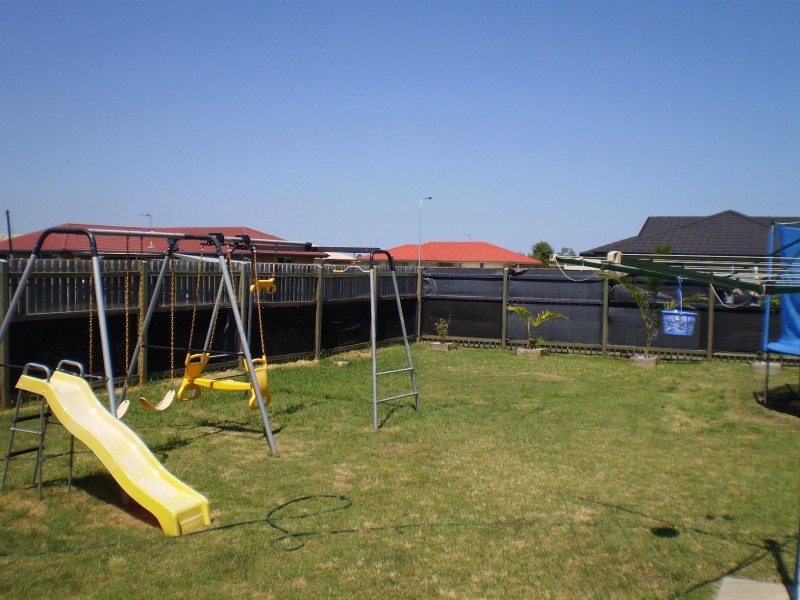 16 Joselyn Drive, Point Vernon QLD 4655