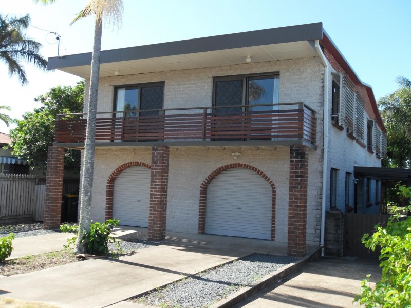 16 Ocean Street, Torquay QLD 4655