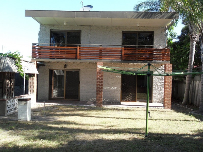 16 Ocean Street, Torquay QLD 4655