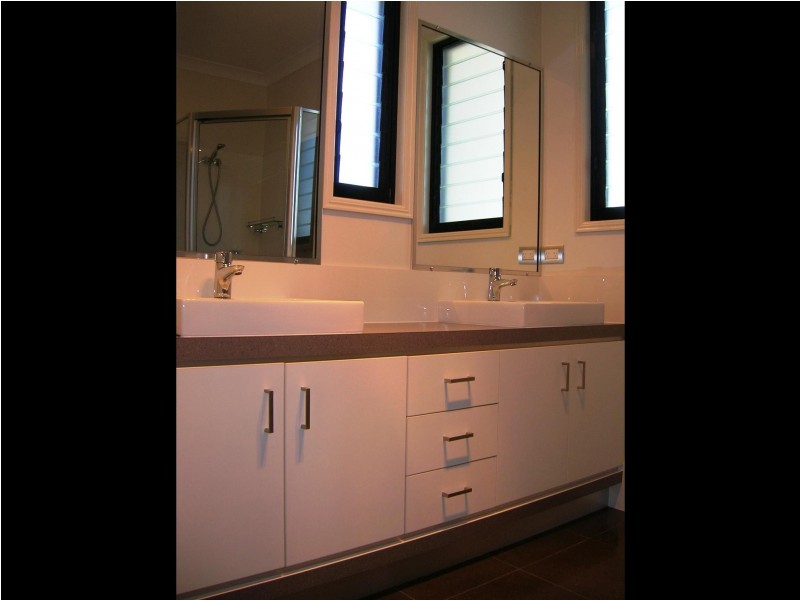 2/25 Bay Park Road, Wondunna QLD 4655