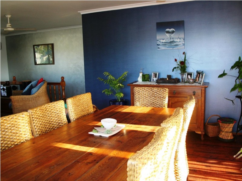 156 Long Street, Point Vernon QLD 4655
