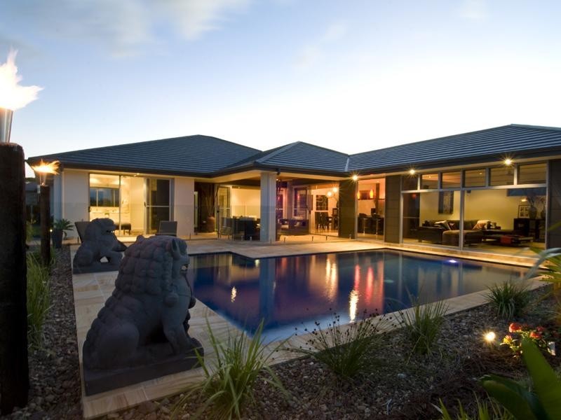 36 Parklands Bvd, Wondunna QLD 4655