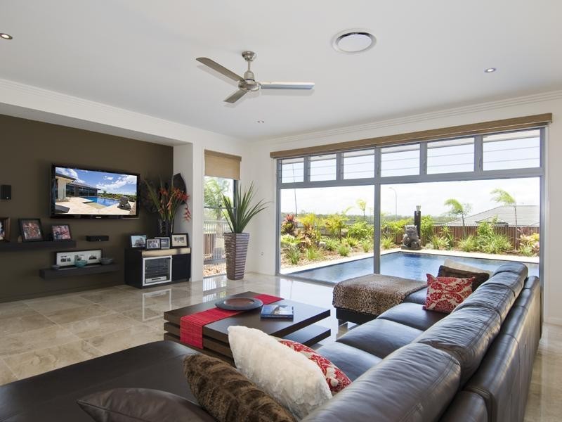 36 Parklands Bvd, Wondunna QLD 4655