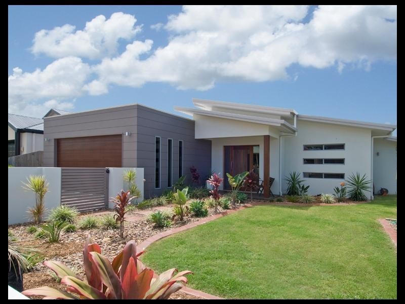 29 Harrison Circuit, Urangan QLD 4655
