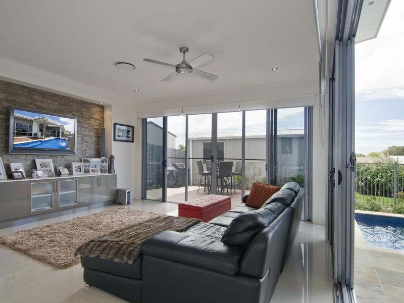 29 Harrison Circuit, Urangan QLD 4655