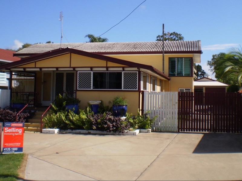 22 Cypress St, Torquay QLD 4655