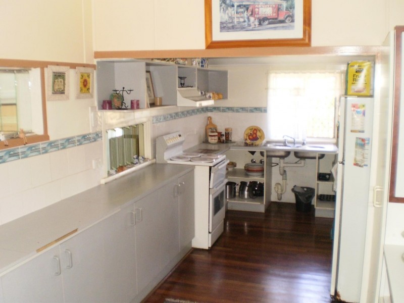 22 Cypress St, Torquay QLD 4655