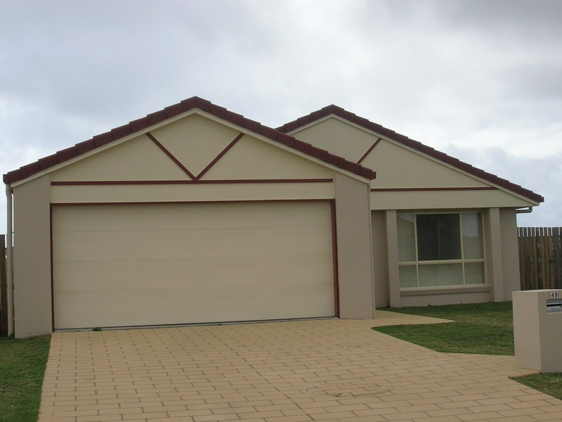 49 Endeavour Way, Eli Waters QLD 4655