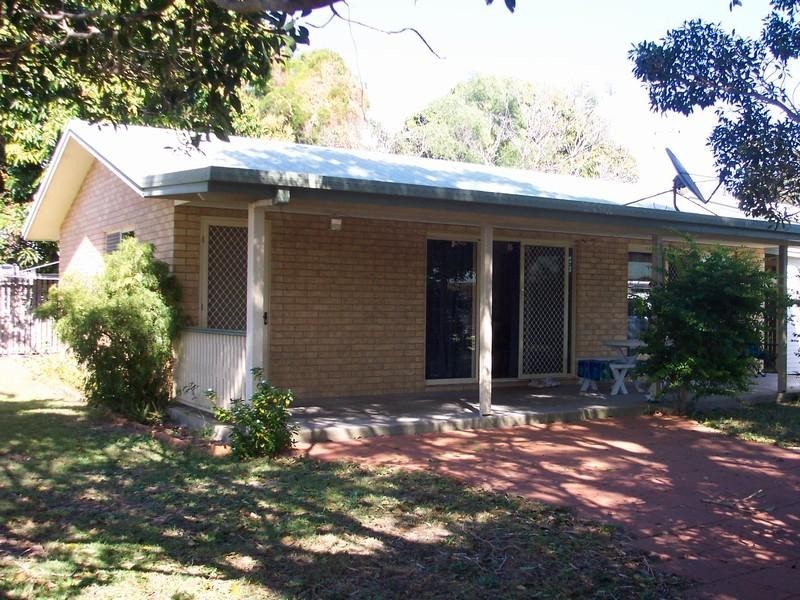 49 Hibiscus Street, Urangan QLD 4655