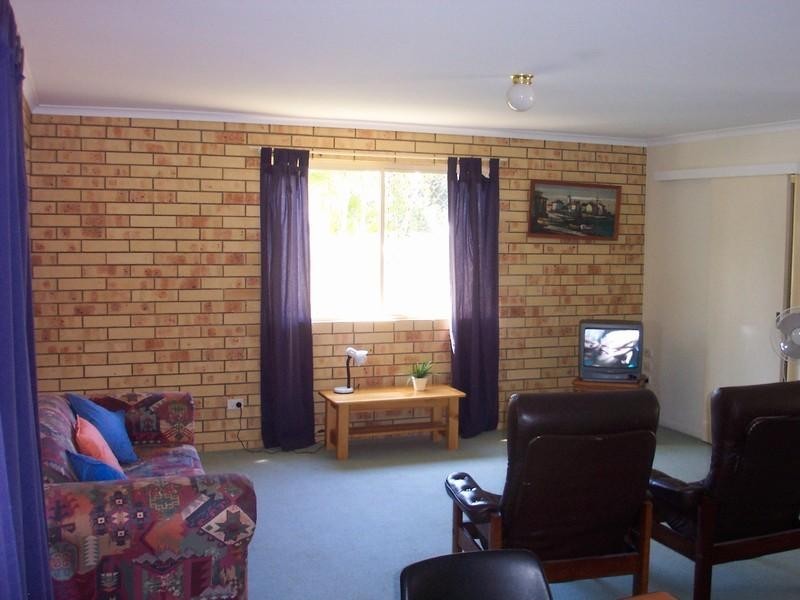 49 Hibiscus Street, Urangan QLD 4655