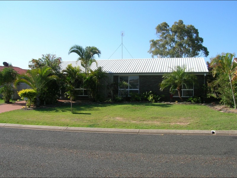 4 Glen Court, Point Vernon QLD 4655