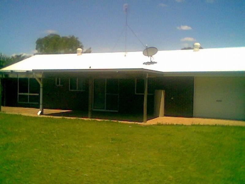 4 Glen Court, Point Vernon QLD 4655