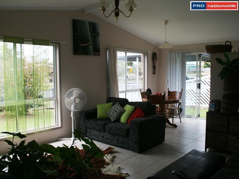 779 Boat Harbour Drive, Urangan QLD 4655