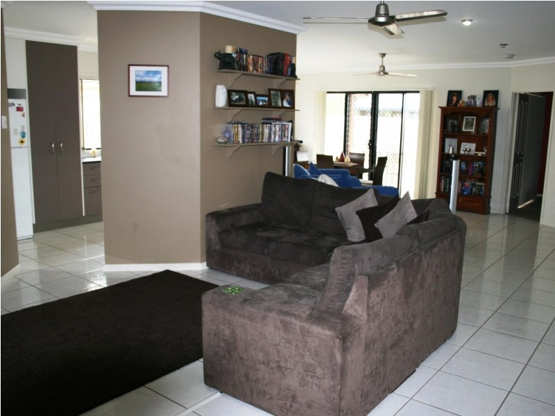 113 Nissen Street, Urraween QLD 4655