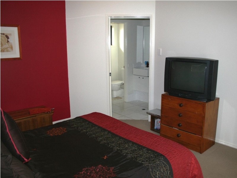 113 Nissen Street, Urraween QLD 4655