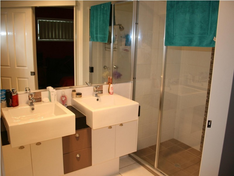 113 Nissen Street, Urraween QLD 4655