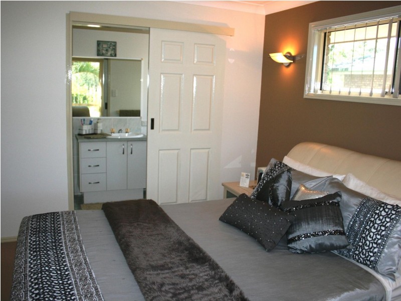 10 Koloi Street, Scarness QLD 4655