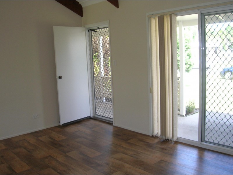 58 Old Maryborough Road, Pialba QLD 4655