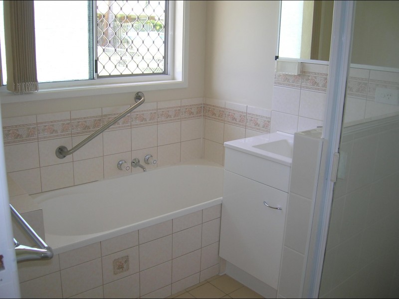 58 Old Maryborough Road, Pialba QLD 4655