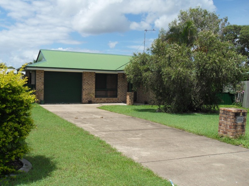 5 Carrie Court, Torquay QLD 4655