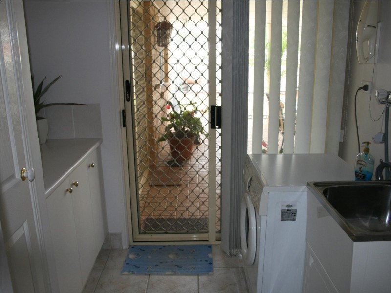 32 Oleander Ave, Scarness QLD 4655