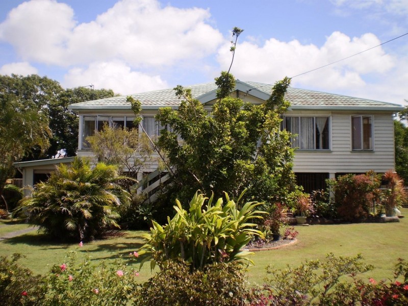 225 Esplanade, Pialba QLD 4655