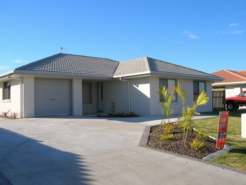 1/107 Ibis Boulevard, Eli Waters QLD 4655