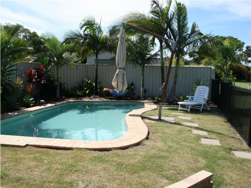 92 Exeter St, Torquay QLD 4655