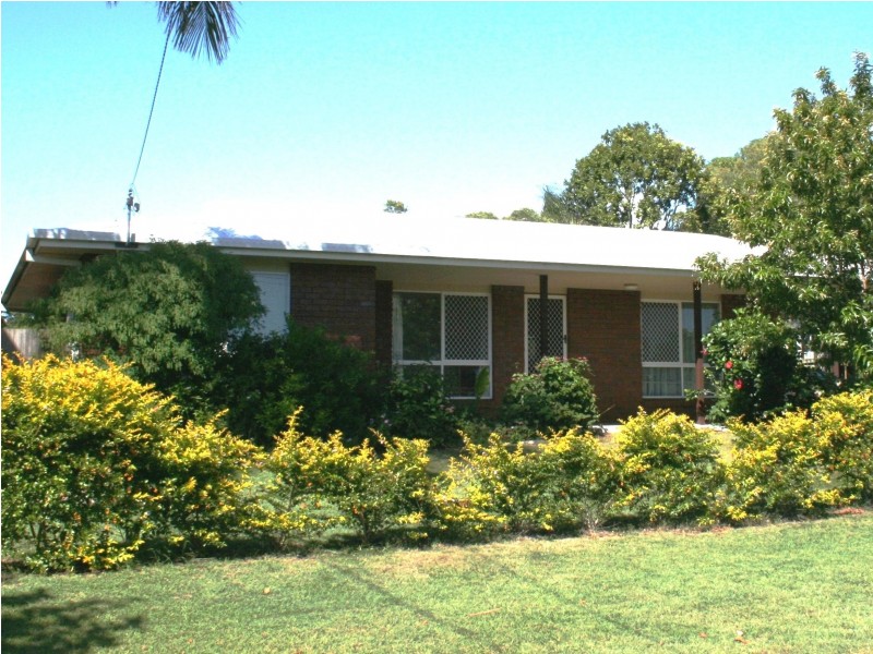 78 Hammond Street, Urangan QLD 4655