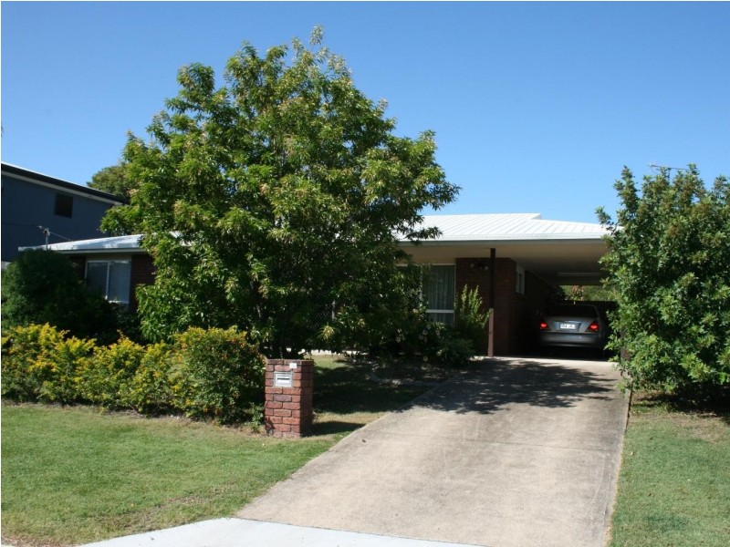 78 Hammond Street, Urangan QLD 4655