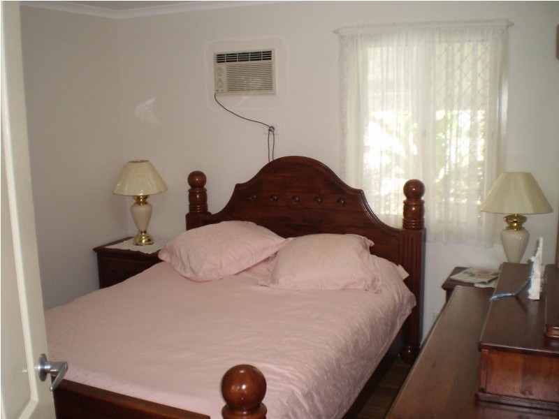 37 Neils Street, Pialba QLD 4655