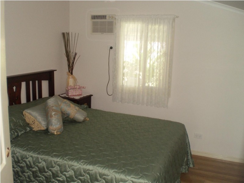 37 Neils Street, Pialba QLD 4655