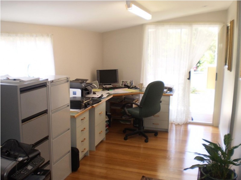 37 Neils Street, Pialba QLD 4655