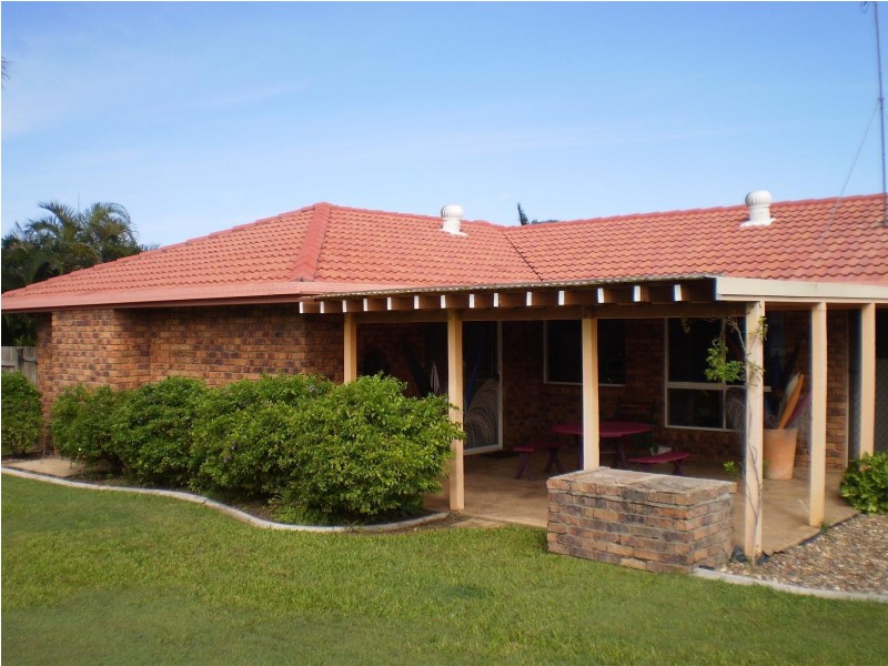 24 Michelle Drive, Point Vernon QLD 4655
