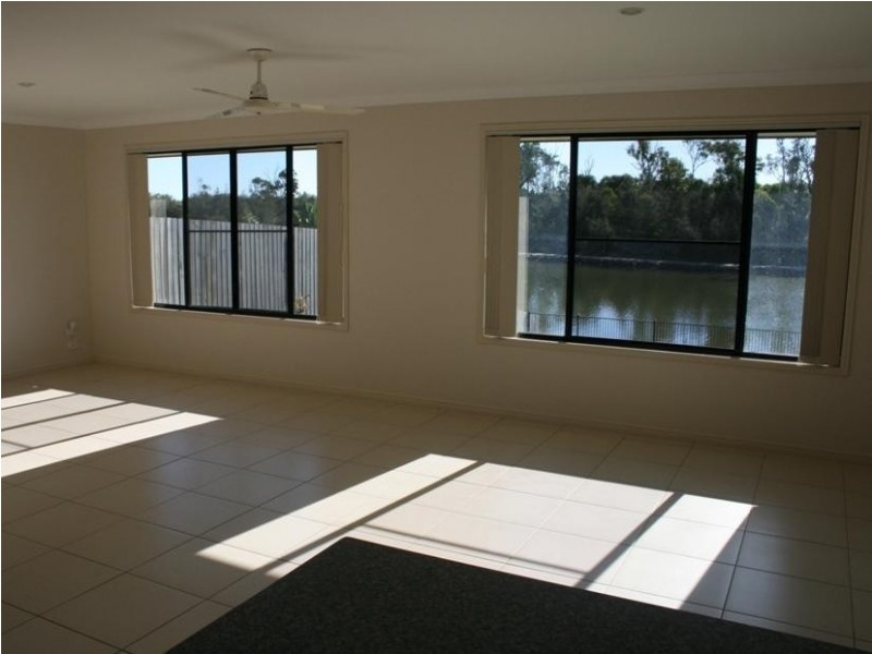 13 Lady Penrhyn Drive, Eli Waters QLD 4655