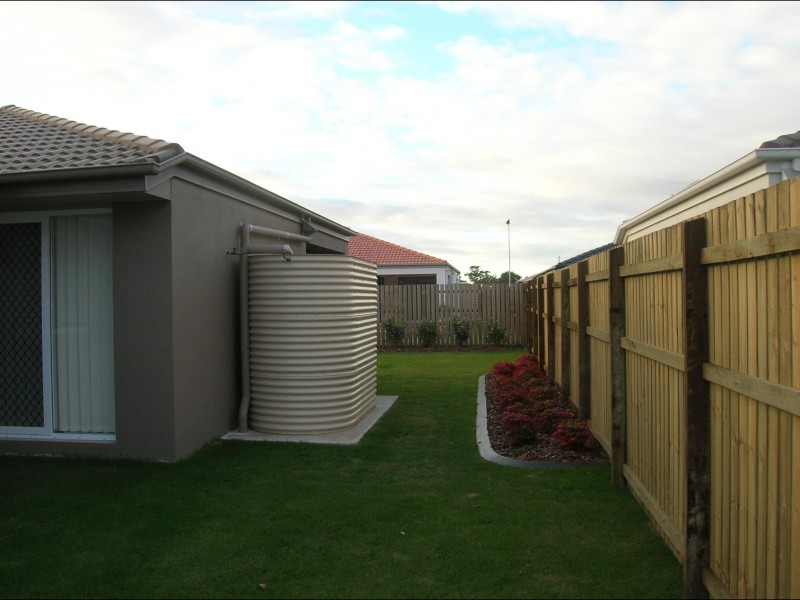 53 Lady Penrhyn Drive, Eli Waters QLD 4655